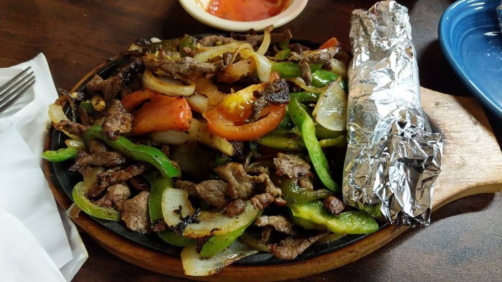 Casa Real | restaurant | 232 W Allegan St, Otsego, MI 49078, USA | 2696926339 OR +1 269-692-6339