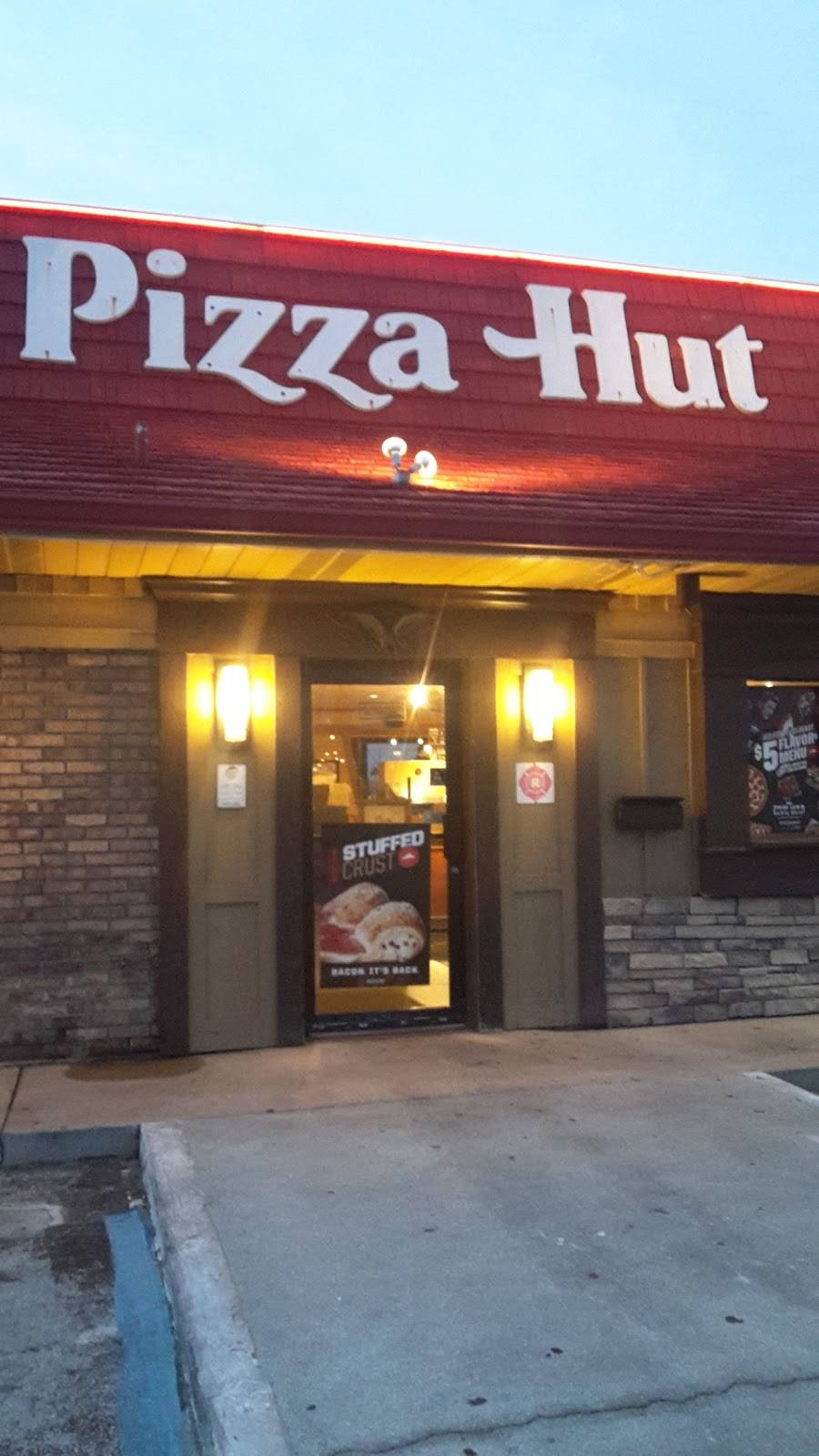 Pizza Hut | restaurant | 2421 4th St N, St. Petersburg, FL 33704, USA | 7278236699 OR +1 727-823-6699
