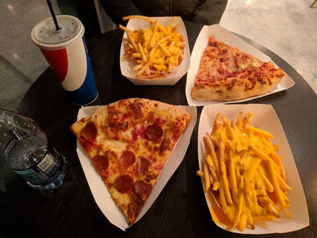 Frankies by the Slice | meal takeaway | 600 E Grand Ave, Chicago, IL 60611, USA | 3125467440 OR +1 312-546-7440