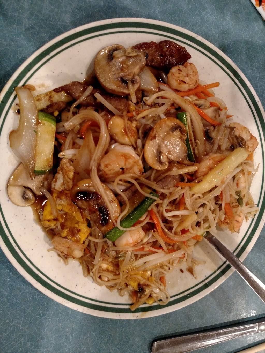 Elgin Buffet | restaurant | 300 S McLean Blvd, Elgin, IL 60123, USA | 8475318888 OR +1 847-531-8888