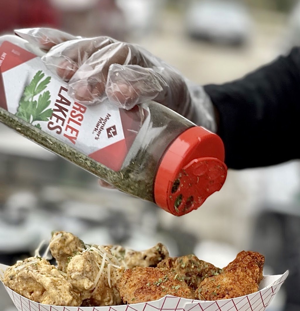 Doggybag Wings | restaurant | 2111 Holly Hall St, Houston, TX 77054, USA | 8325968569 OR +1 832-596-8569