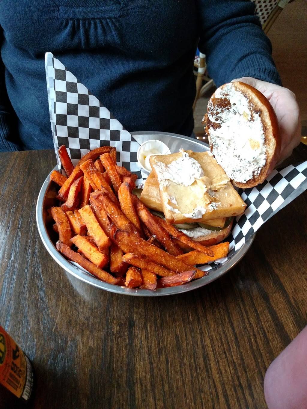 Buckaroo Diner/ ol Buckaroo | restaurant | 41695 Sierra Dr, Three Rivers, CA 93271, USA | 5594655088 OR +1 559-465-5088