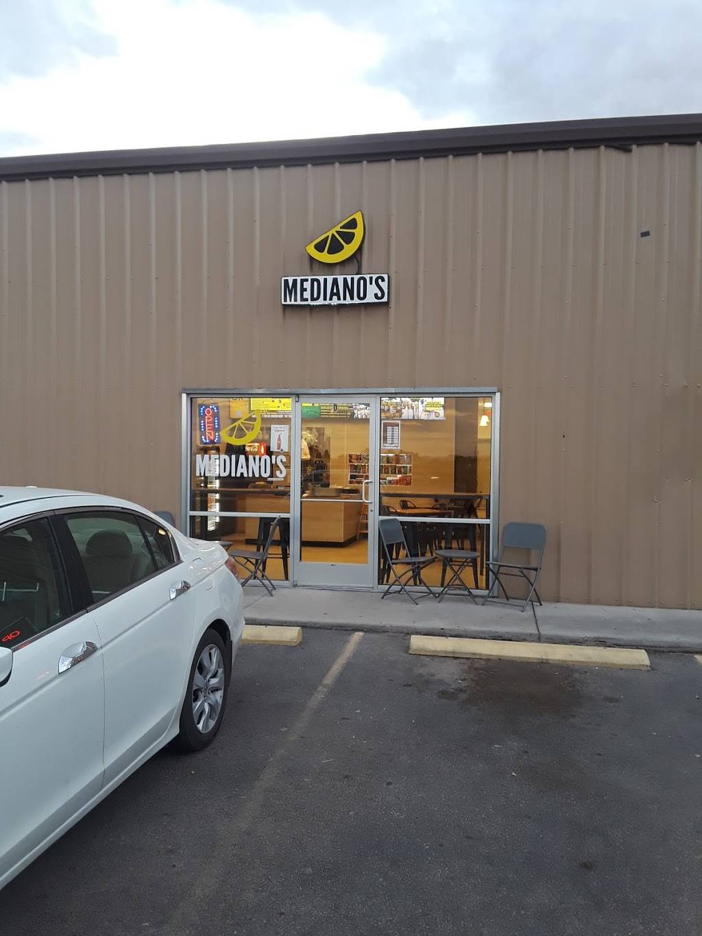 Medianos | restaurant | Chaparral, NM 88081, USA | 5758240676 OR +1 575-824-0676