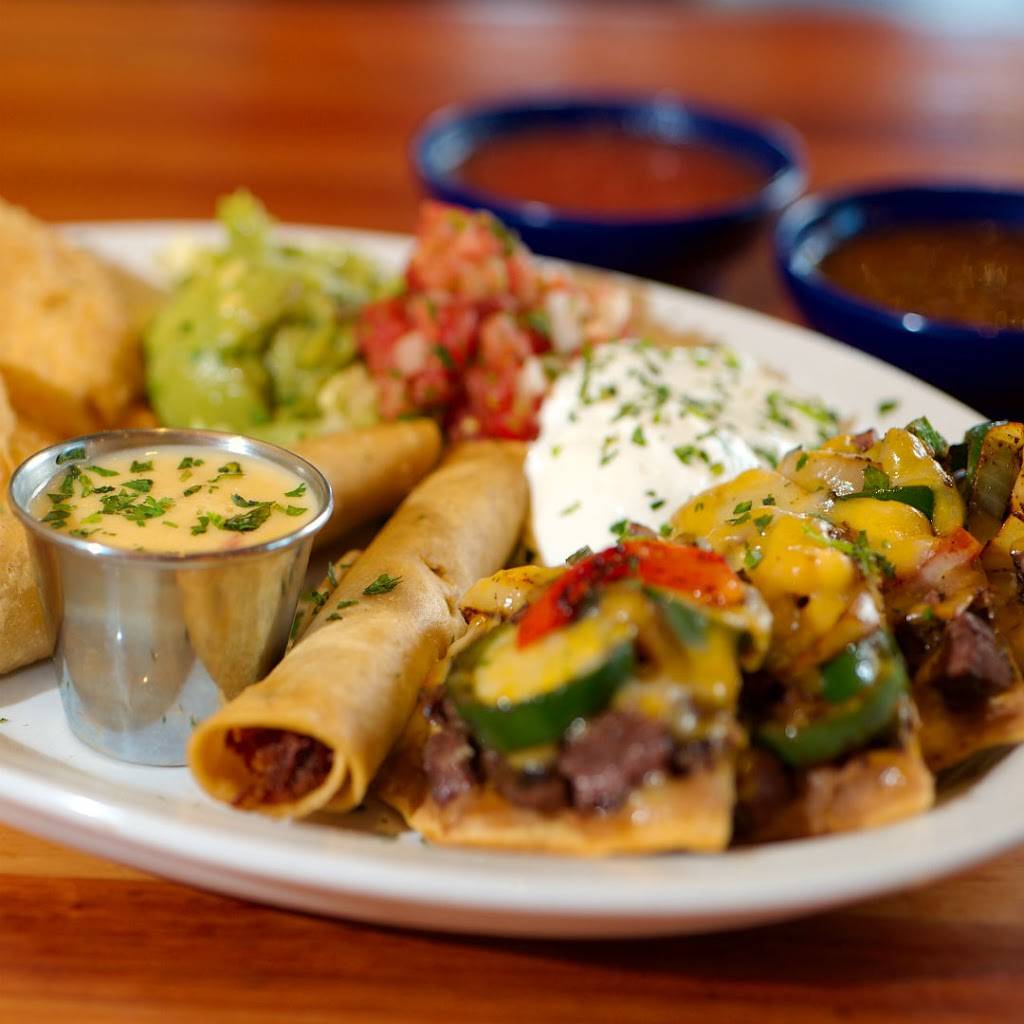 Tiagos Cabo Grille | restaurant | 17711 Frontage Rd, San Antonio, TX 78257, USA | 2108812700 OR +1 210-881-2700