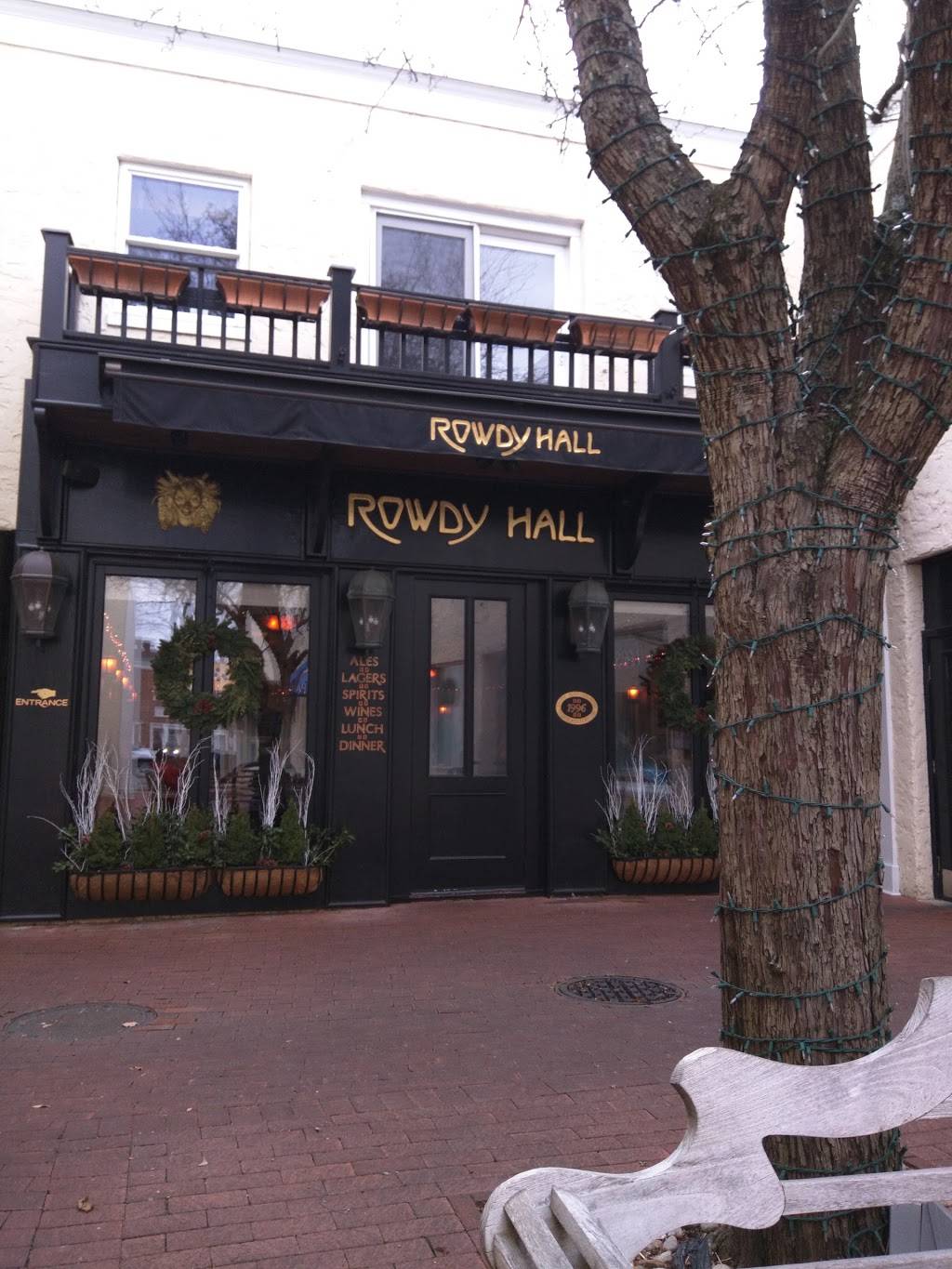 Rowdy Hall | restaurant | 2732, 10 Main St, East Hampton, NY 11937, USA | 6313248555 OR +1 631-324-8555