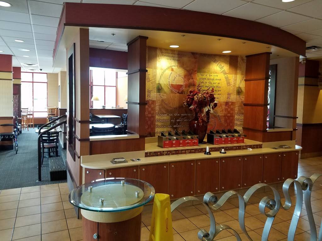 Arbys | restaurant | 610 W Jefferson Blvd, Fort Wayne, IN 46802, USA | 2604228142 OR +1 260-422-8142