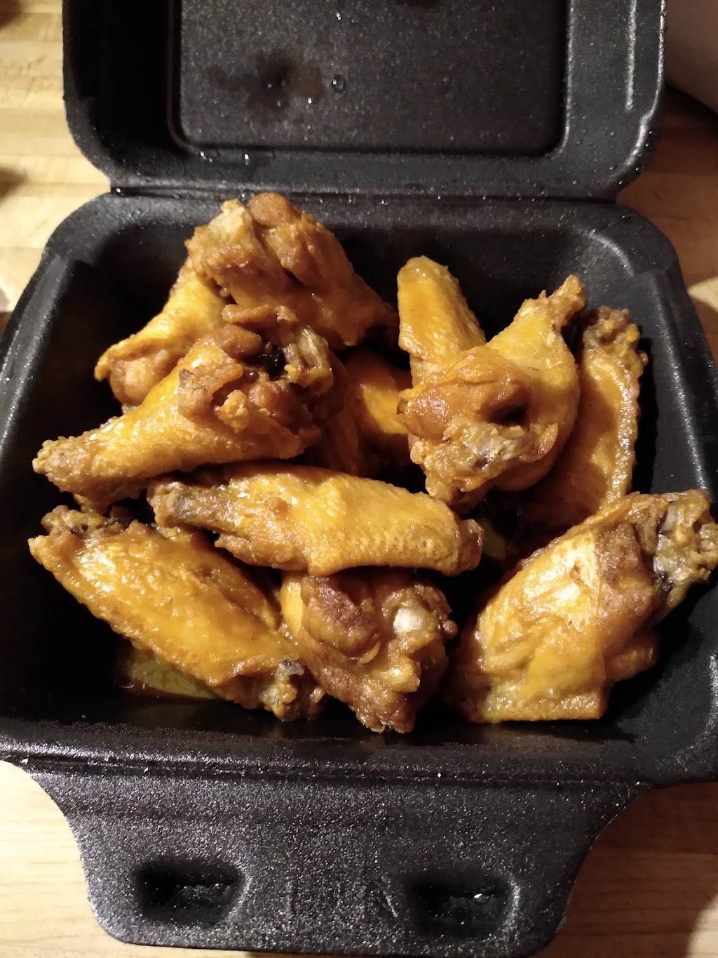 Hot Rocks Pizza | restaurant | 8601 N Dale Mabry Hwy, Tampa, FL 33614, USA | 8139308080 OR +1 813-930-8080