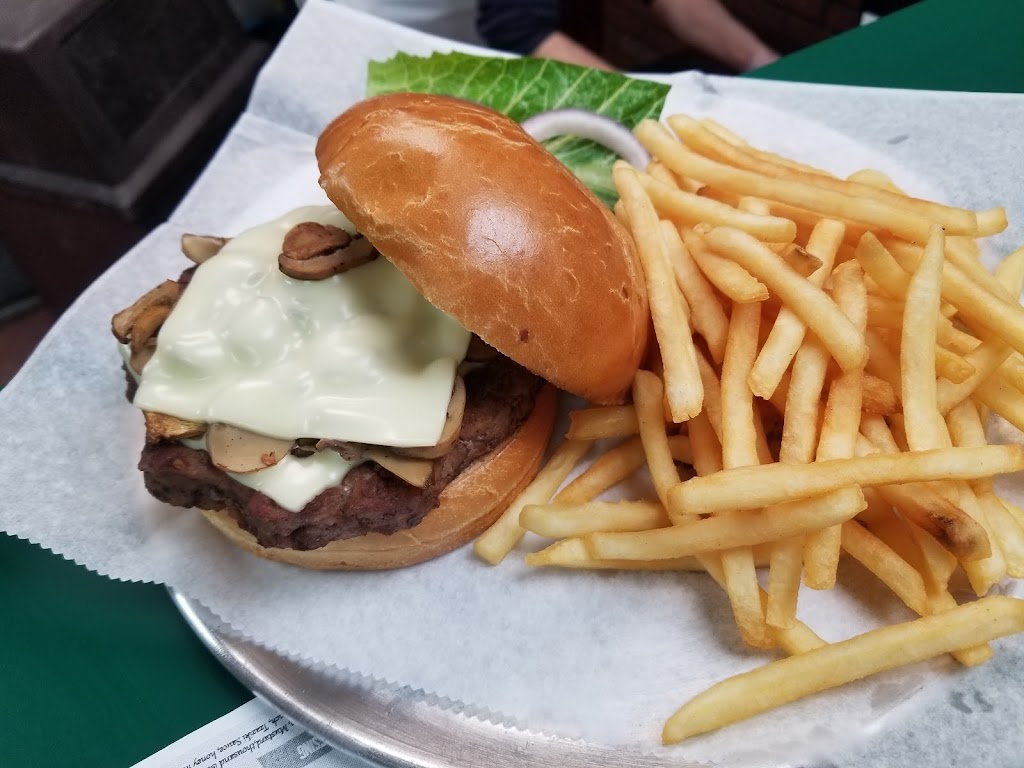 Castello Pizza | restaurant | 2577 Indianola Ave, Columbus, OH 43202, USA | 6145985751 OR +1 614-598-5751