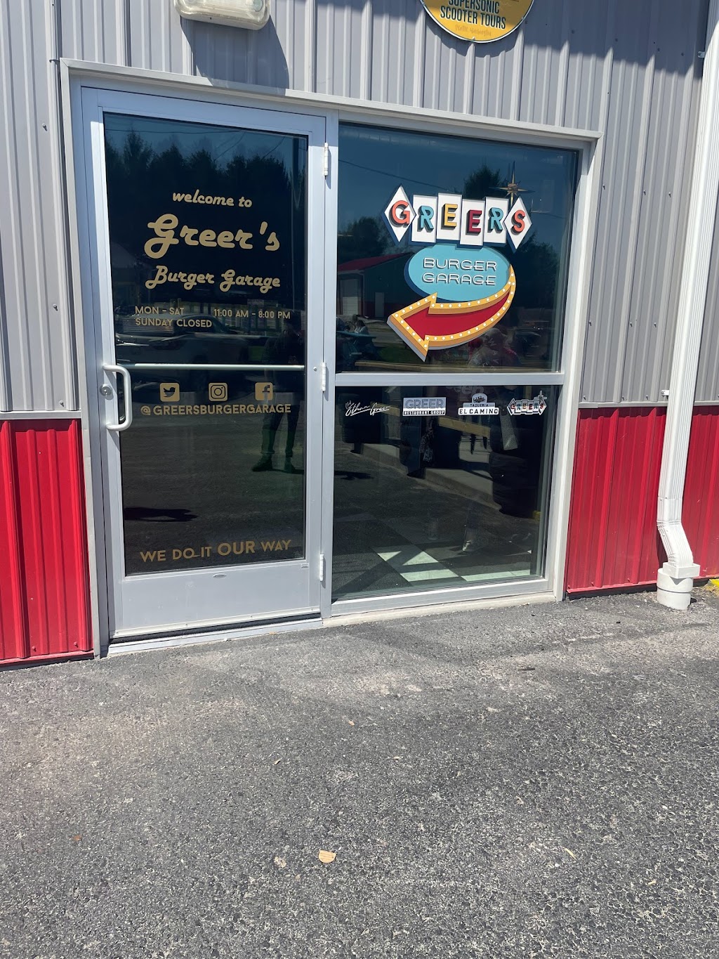 Greer’s Burger Garage | restaurant | 121 S Main St, Dover, PA 17315, USA | 7175479770 OR +1 717-547-9770