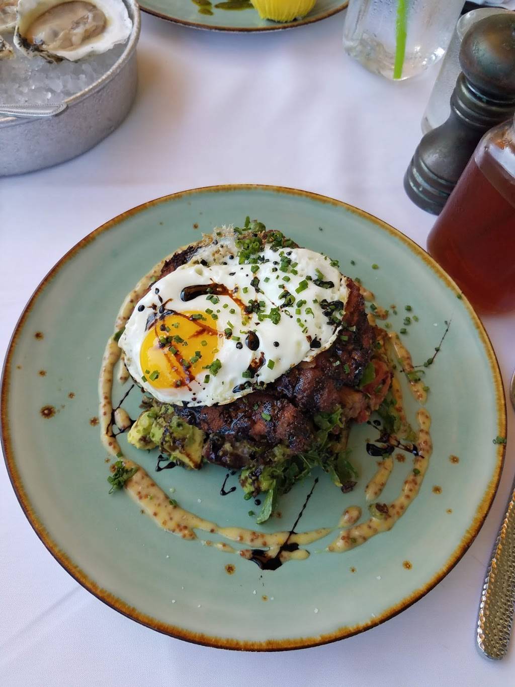 Avocado Grill | restaurant | 125 Datura St, West Palm Beach, FL 33401, USA | 5616230822 OR +1 561-623-0822