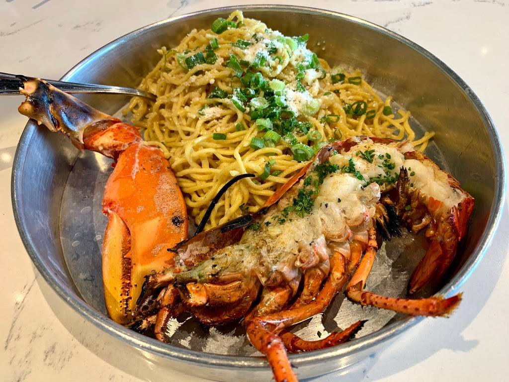 EMC Seafood & Raw Bar Rowland Heights | restaurant | Rowland, 19101 Colima Rd, Rowland Heights, CA 91748, USA | 6265811111 OR +1 626-581-1111