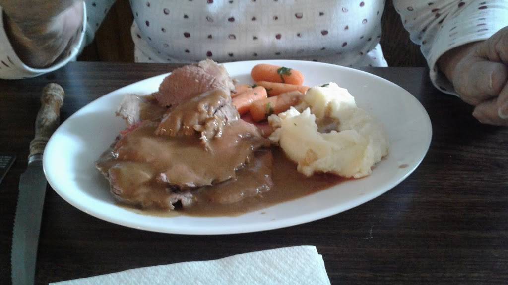 Meadow Restaurant | restaurant | 95 Meadow St, Branford, CT 06405, USA | 2033159351 OR +1 203-315-9351