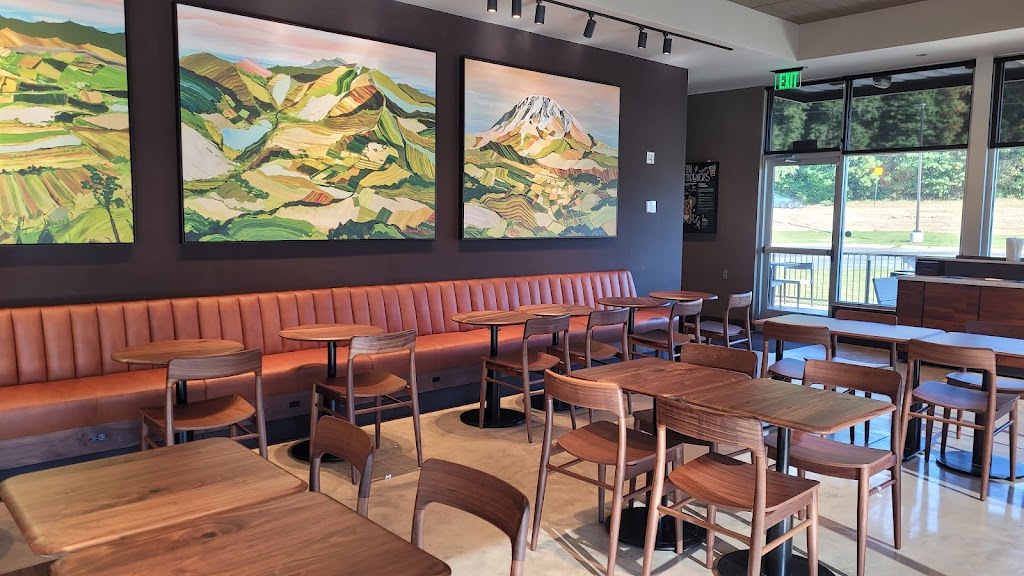 Starbucks | cafe | 2105 7th St S, Clanton, AL 35045, USA | 2059902929 OR +1 205-990-2929