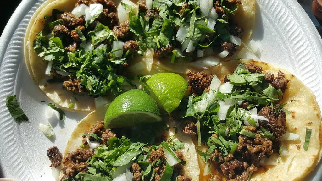 Mi Ranchito Veracruz | restaurant | 13363 Saticoy St, North Hollywood, CA 91605, USA | 8182876911 OR +1 818-287-6911