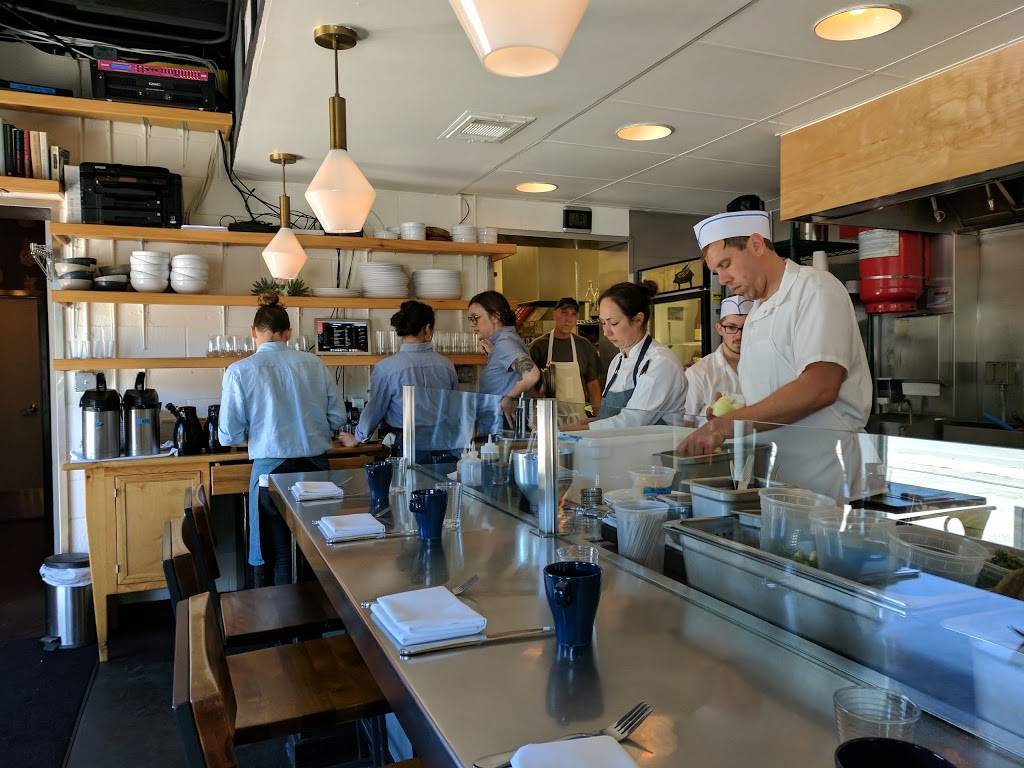 Foreign & Domestic | restaurant | 306 E 53rd St, Austin, TX 78751, USA | 5124591010 OR +1 512-459-1010