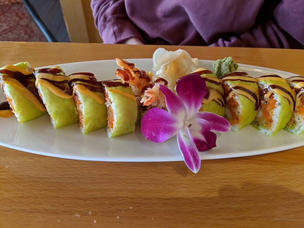 Ichiro | restaurant | 69 Newtown Rd, Danbury, CT 06810, USA | 2037928881 OR +1 203-792-8881