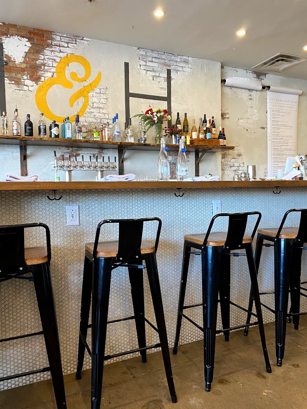 Hovey & Harrison | cafe | 56 Edwards Village Blvd Unit 120, Edwards, CO 81632, USA | 9704466830 OR +1 970-446-6830