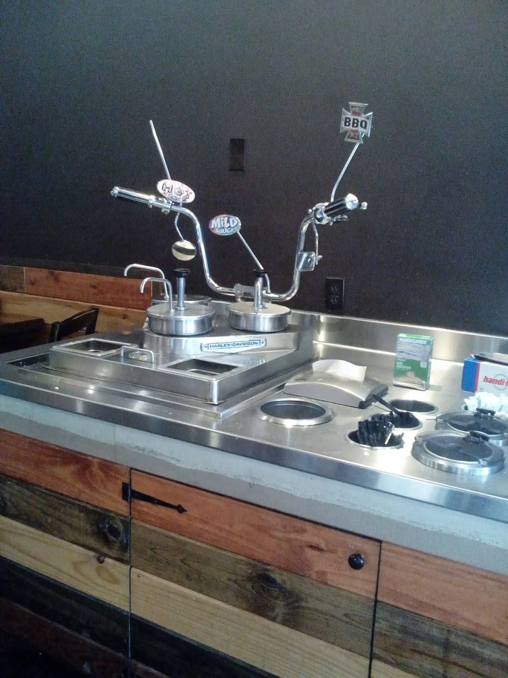 Freebirds World Burrito | restaurant | 125 Northwest Loop 410 Ste. 440, San Antonio, TX 78216, USA | 2105259990 OR +1 210-525-9990