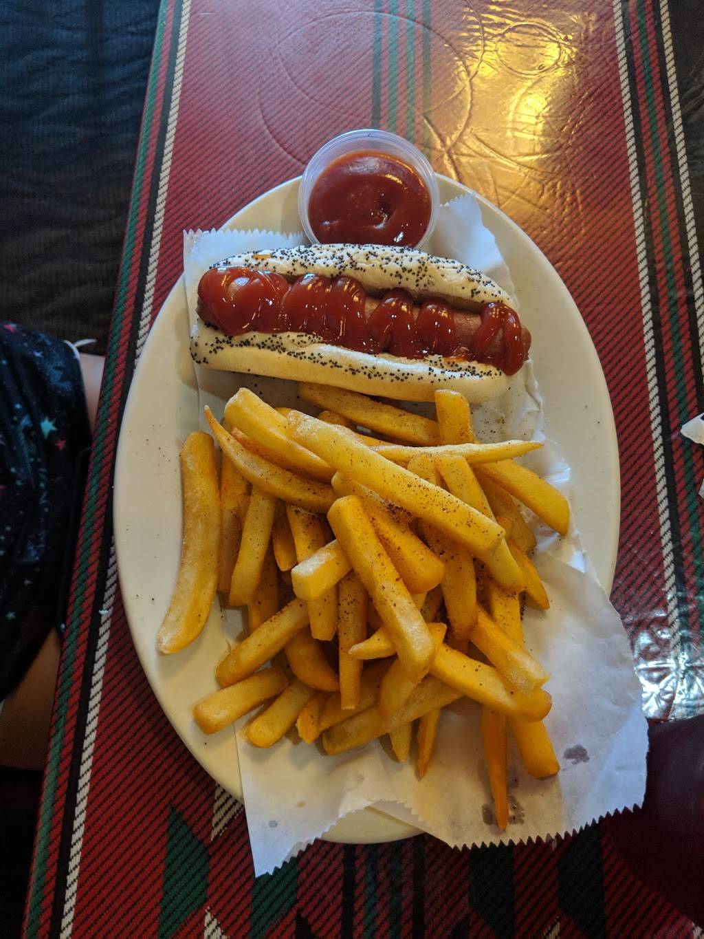 Shahrazad Mediterranean Restaurant | meal takeaway | 403 Lafayette Center, Manchester, MO 63011, USA | 6365274000 OR +1 636-527-4000