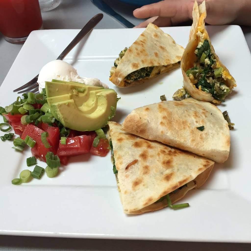 CRaVE Restaurant | restaurant | 12901 McGregor Blvd, Fort Myers, FL 33919, USA | 2394664663 OR +1 239-466-4663