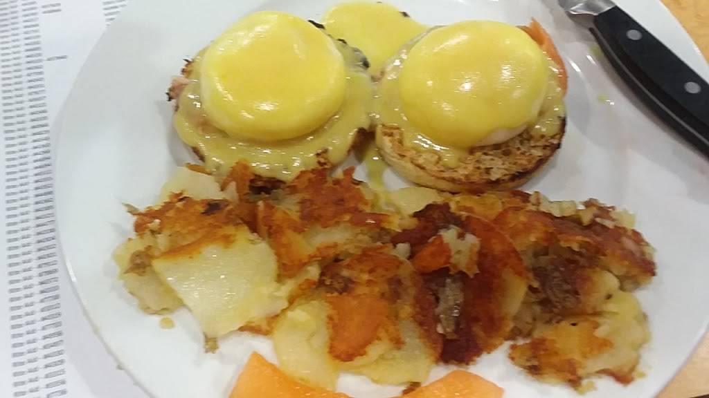 Star Diner | restaurant | 457 W Dussel Dr, Maumee, OH 43537, USA | 4198979353 OR +1 419-897-9353