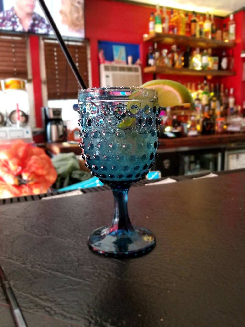 Los Paisa Restaurant | restaurant | 600 W Brown Deer Rd, Milwaukee, WI 53217, USA | 4145402125 OR +1 414-540-2125