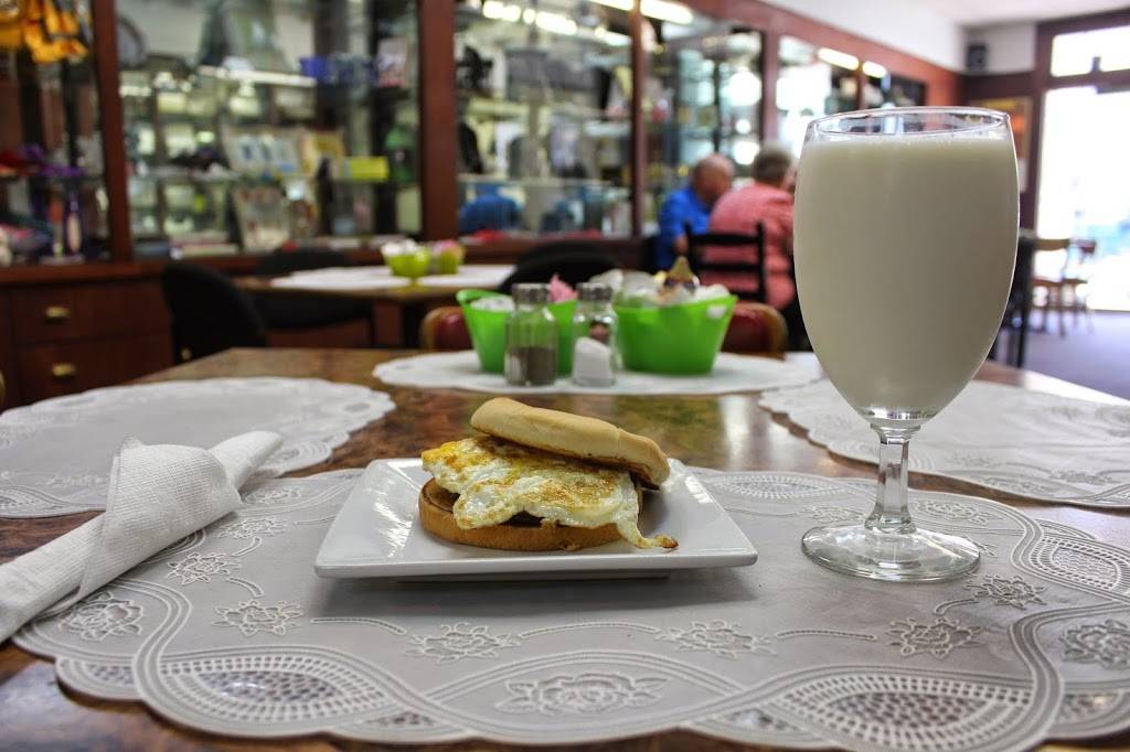 Stellas Cafe of Plymouth | restaurant | 120 E Water St, Plymouth, NC 27962, USA | 2527911020 OR +1 252-791-1020