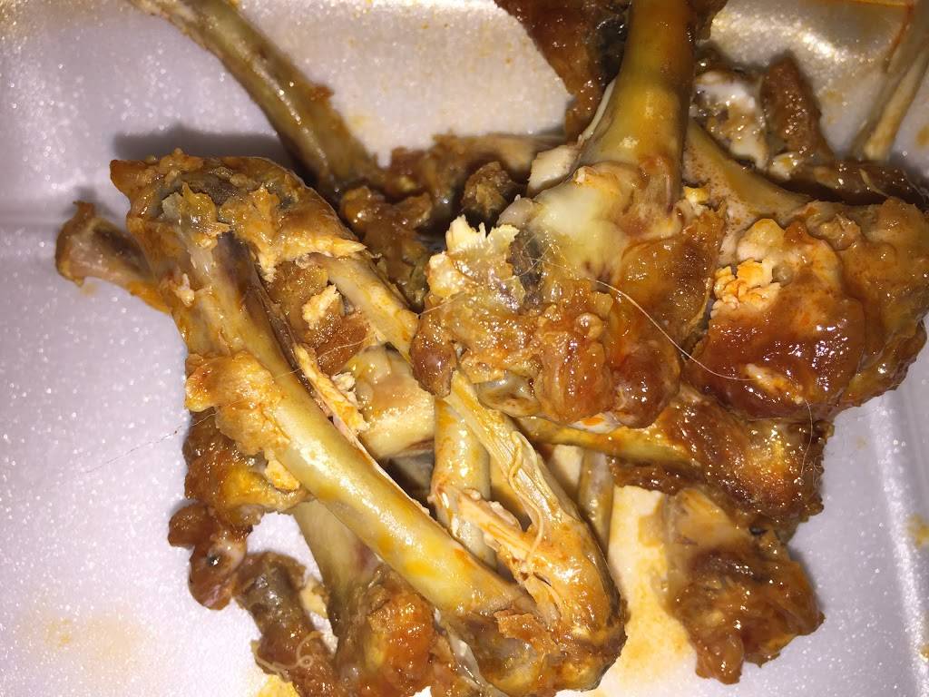 Mr. Wings | restaurant | 500 W Oregon Ave #7, Philadelphia, PA 19148, USA | 2153894647 OR +1 215-389-4647