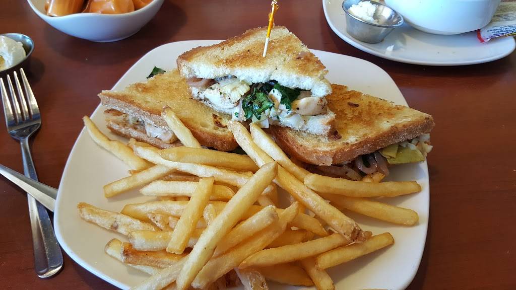 Colonial Cafe - Aurora | restaurant | 1961 W Galena Blvd, Aurora, IL 60506, USA | 6308442444 OR +1 630-844-2444