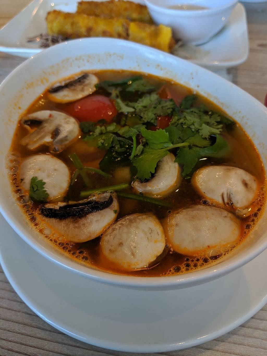 Southeast Mango Viet - Thai Cuisine | restaurant | 5019 Spectrum Way Unit A3, Mississauga, ON L4W 0E4, Canada | 9052821111 OR +1 905-282-1111