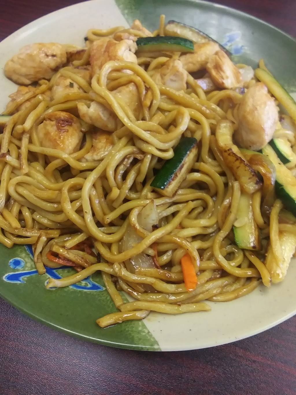 Itako hibachi Japanese grill | restaurant | 3411 W Andrew Johnson Hwy, Morristown, TN 37814, USA | 4233534563 OR +1 423-353-4563