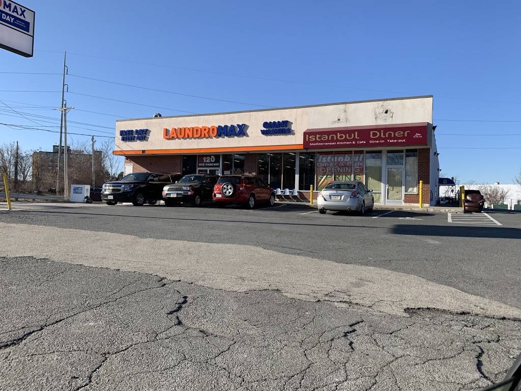 İstanbul Diner Cafe | cafe | 120 Veterans Of Foreign Wars Pkwy, Revere, MA 02151, USA | 7812894249 OR +1 781-289-4249