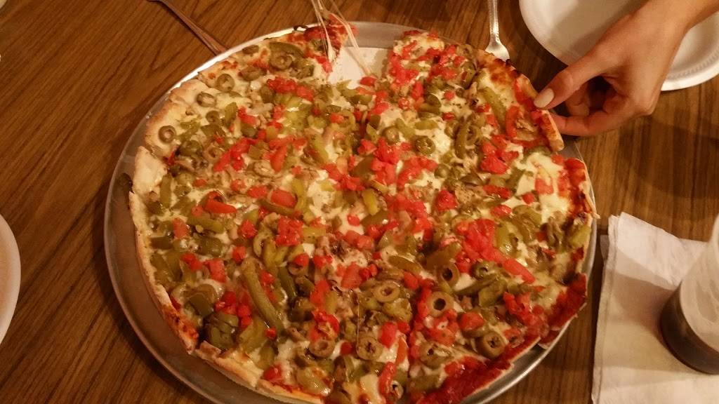 Uncle Lars Pizza | restaurant | 108 W Main St, Plano, IL 60545, USA | 6305523535 OR +1 630-552-3535