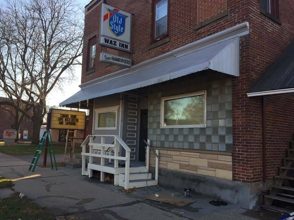 Lone Rock Bistro and Taproom | restaurant | 234 S Oak St, Lone Rock, WI 53556, USA | 6085832086 OR +1 608-583-2086