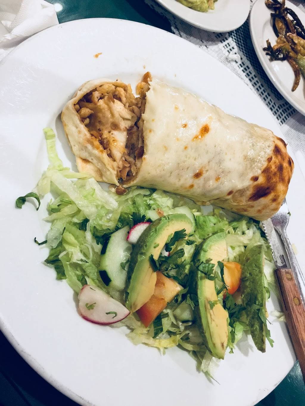 Paraiso Restaurant | restaurant | 1024 Madison Ave, Bridgeport, CT 06606, USA | 2033829679 OR +1 203-382-9679