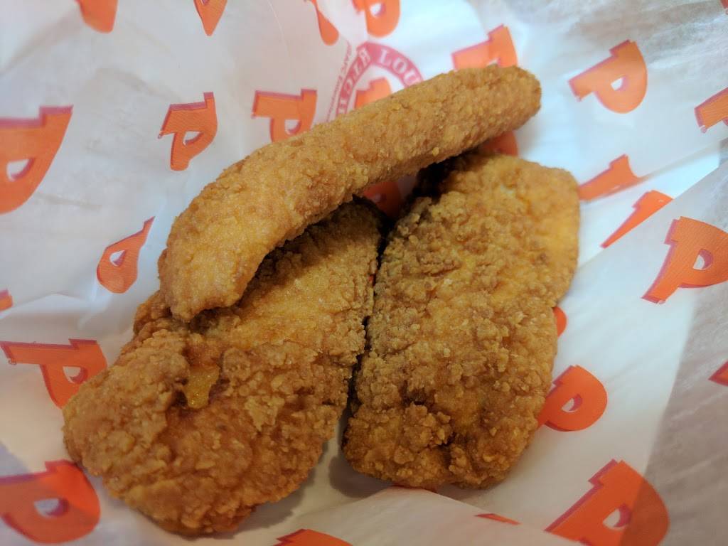 Popeyes Louisiana Kitchen | restaurant | 990 Serramonte Blvd, Colma, CA 94014, USA | 6507584676 OR +1 650-758-4676