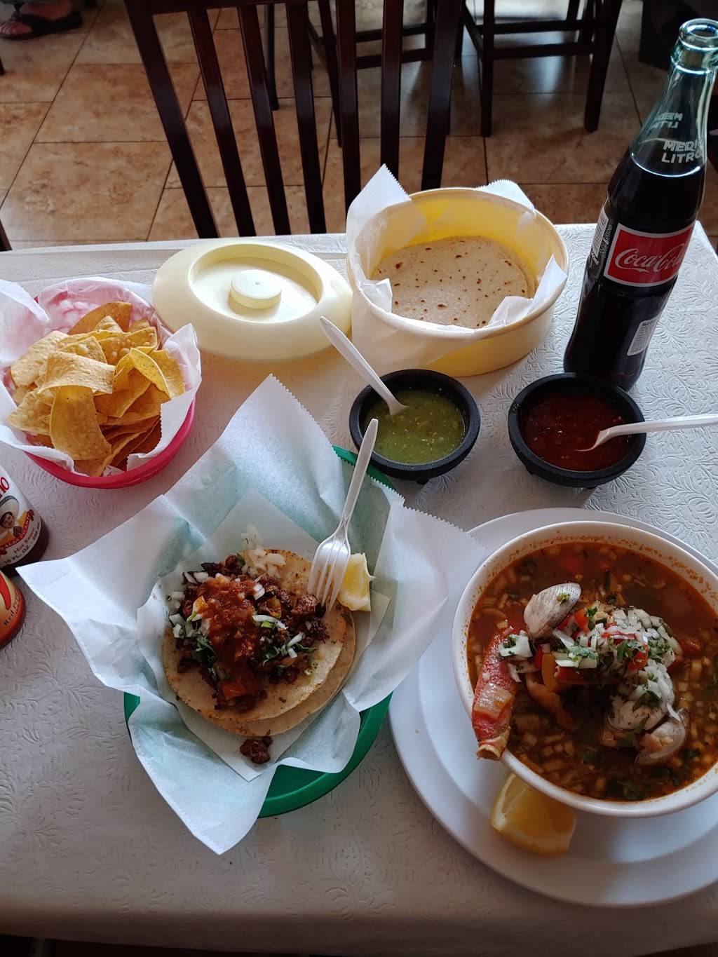 Taqueria Guadalajara | restaurant | 125 Healdsburg Ave, Healdsburg, CA 95448, USA | 7074331052 OR +1 707-433-1052