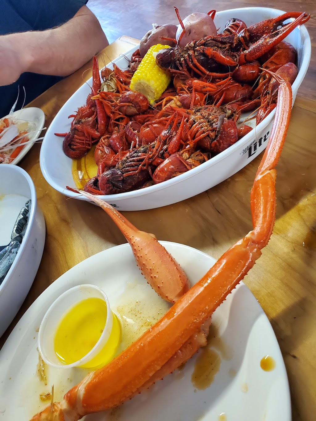 Wards Crawfish Hole | restaurant | 768 Crystal Hill Rd, Hot Springs, AR 71913, USA | 5017628456 OR +1 501-762-8456