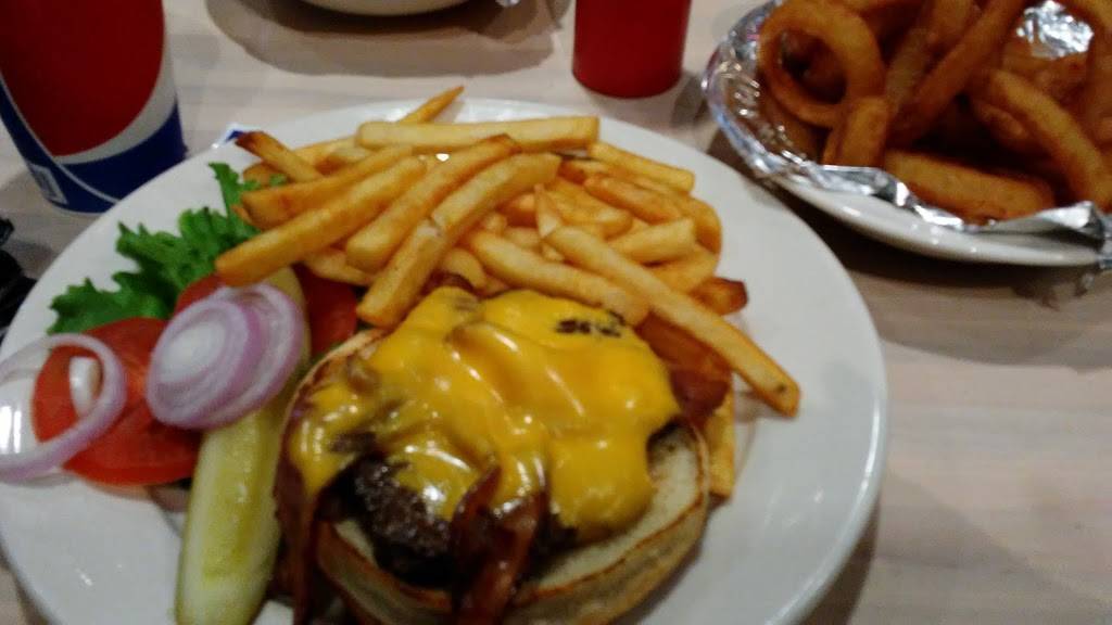 Sun Flower Cafe | restaurant | 7406 S Camino De Oeste, Tucson, AZ 85757, USA | 5208386549 OR +1 520-838-6549