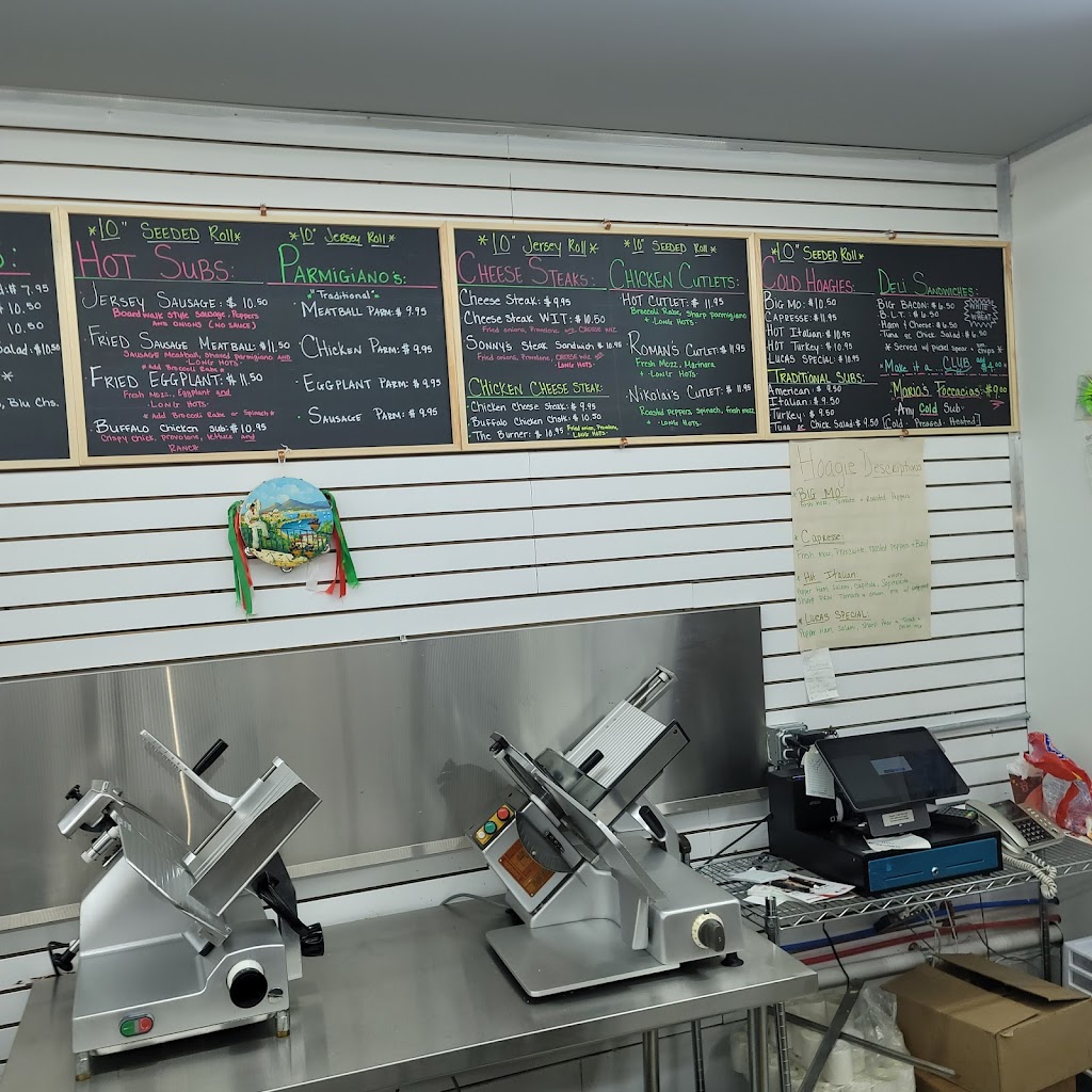 Sonny’s Italian Market and Deli | restaurant | 125 W Main St, Elkton, MD 21921, USA | 4434067126 OR +1 443-406-7126