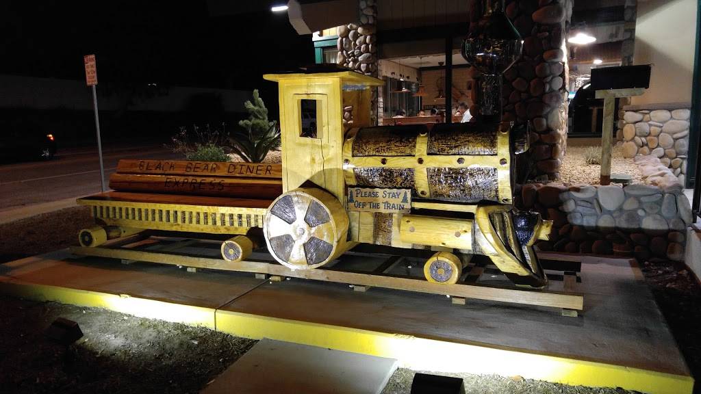 La Habra Black Bear Diner | restaurant | 1000 S Beach Blvd, La Habra, CA 90631, USA | 5623526200 OR +1 562-352-6200