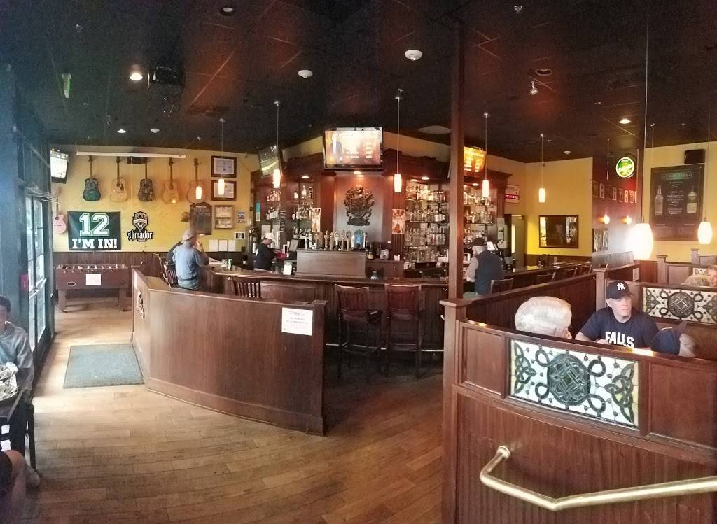 FINAGHTYS IRISH PUB | restaurant | 7726 Center Blvd SE #110, Snoqualmie, WA 98065, USA | 4258888833 OR +1 425-888-8833