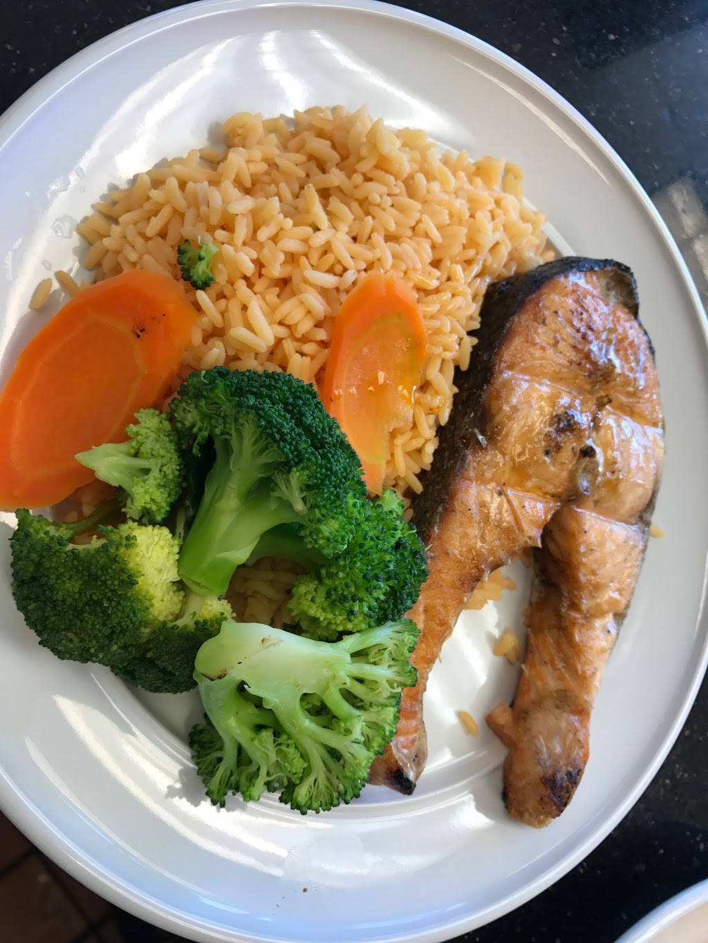 Oporto BBQ | restaurant | 635 Springfield Ave, Berkeley Heights, NJ 07922, USA | 9085081234 OR +1 908-508-1234