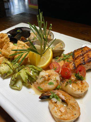 Jubilee Latin Kitchen and Bar | restaurant | 1250 Sunrise Mall, Massapequa, NY 11758, USA | 5165411110 OR +1 516-541-1110