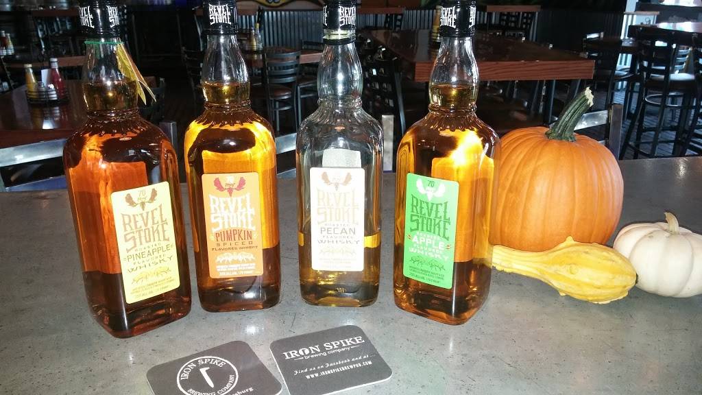 Iron Spike Brewing Company | restaurant | 150 E Simmons St, Galesburg, IL 61401, USA | 3092974718 OR +1 309-297-4718