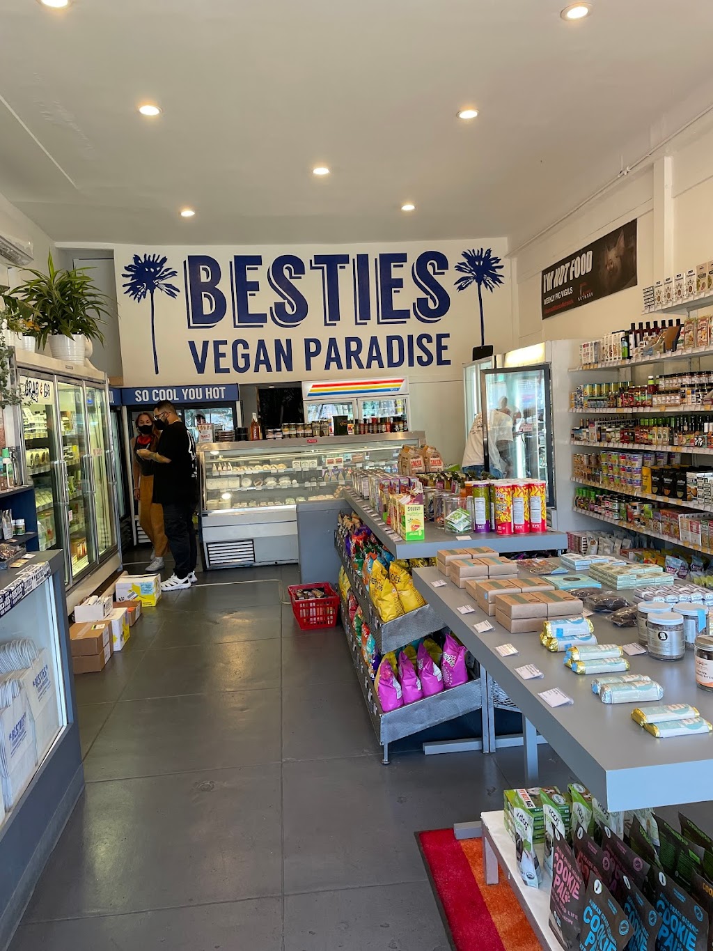 BESTIES Vegan Paradise | meal takeaway | 4882 Fountain Ave, Los Angeles, CA 90029, USA | 9294564882 OR +1 929-456-4882