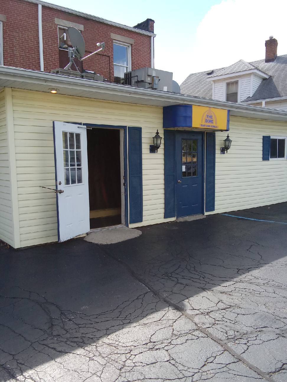 The Dome Bar & Grill | restaurant | 901 W 4th St, Mishawaka, IN 46544, USA | 5742177313 OR +1 574-217-7313