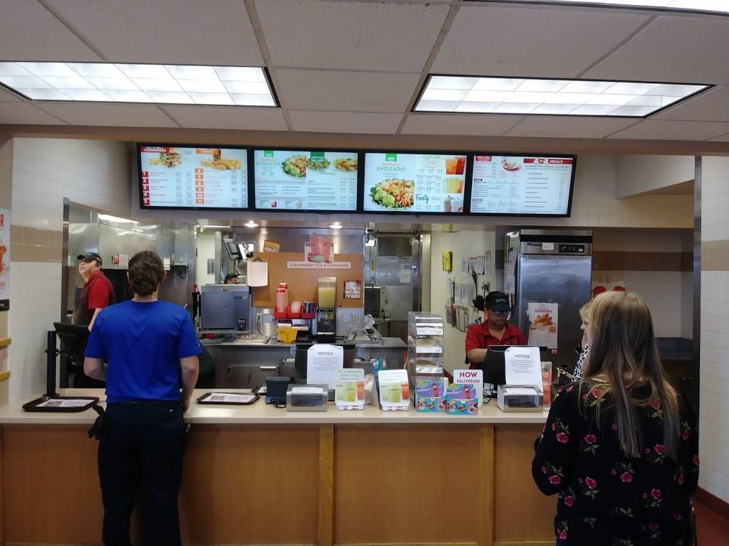 Wendys | restaurant | 12950 Wayzata Blvd, Minnetonka, MN 55305, USA | 9529227007 OR +1 952-922-7007