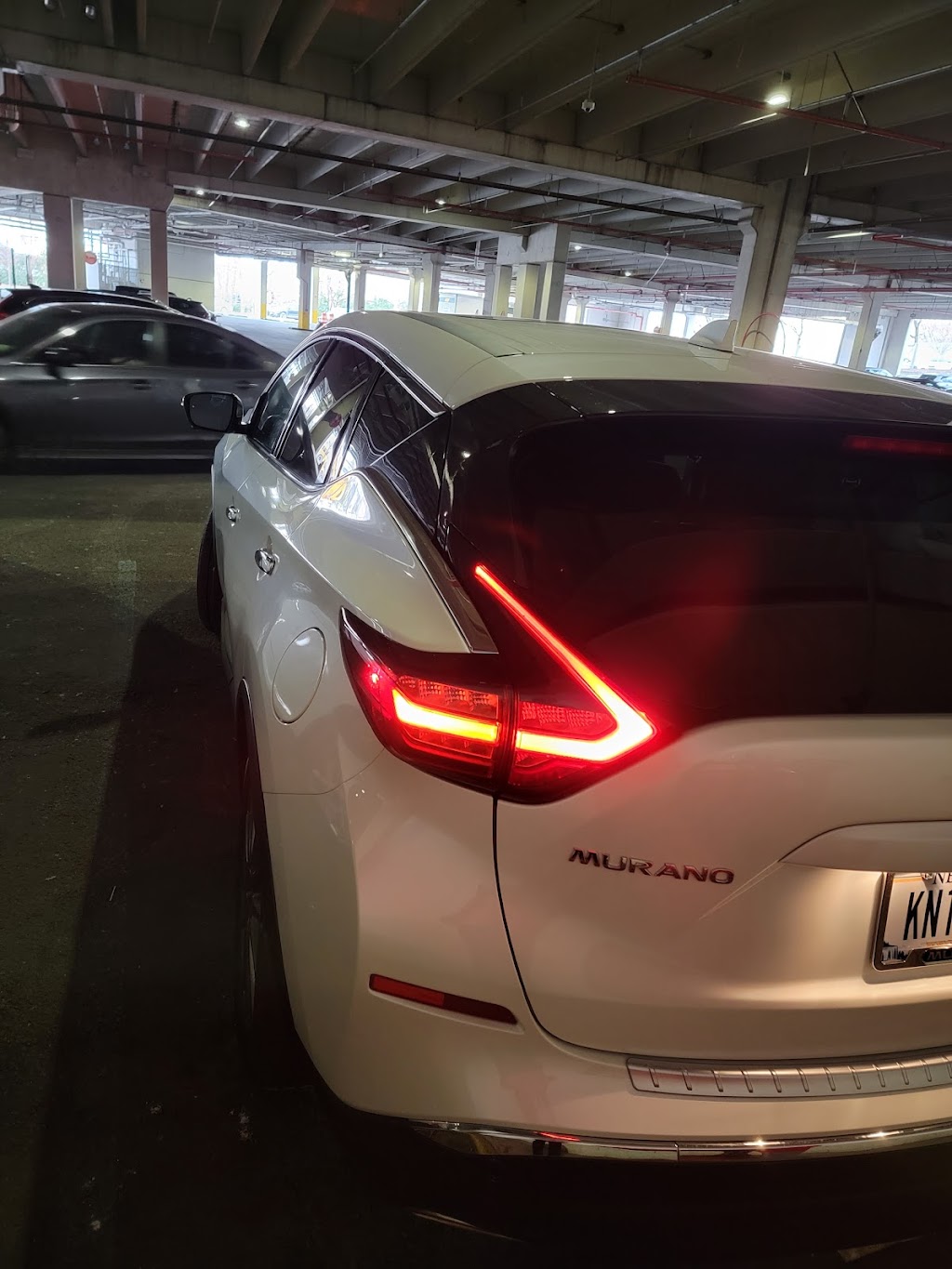 Throggs Neck | restaurant | 815 Hutchinson River Pkwy, Bronx, NY 10465, USA | 3472937421 OR +1 347-293-7421