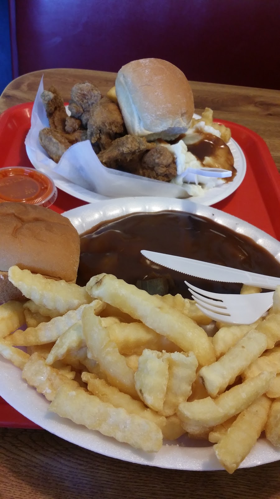 Kents Drive In | restaurant | 329 E Hill St, Thomson, GA 30824, USA | 7065952663 OR +1 706-595-2663